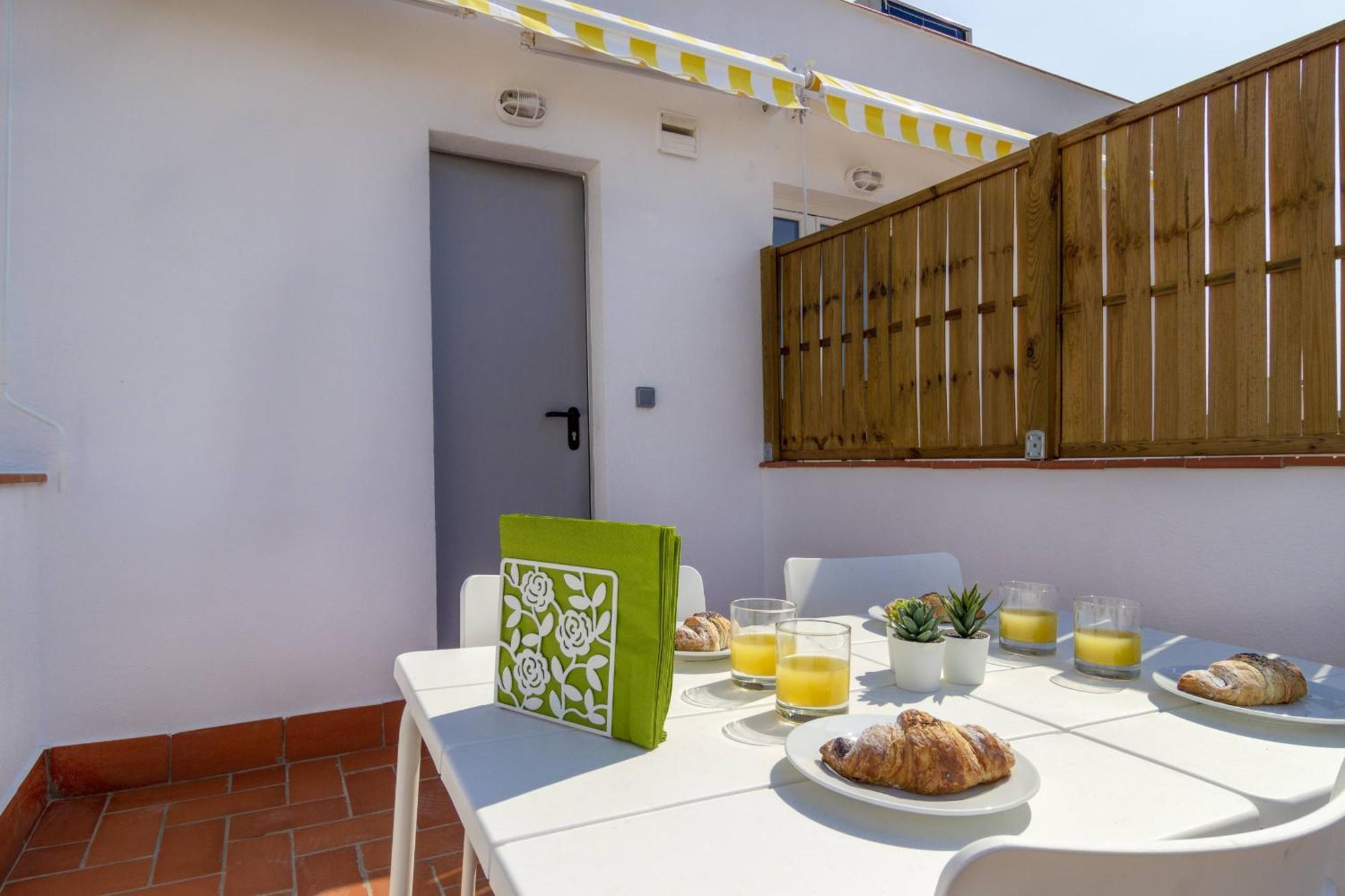 Ola Living Camp Nou Apartment L'Hospitalet de Llobregat Exterior foto